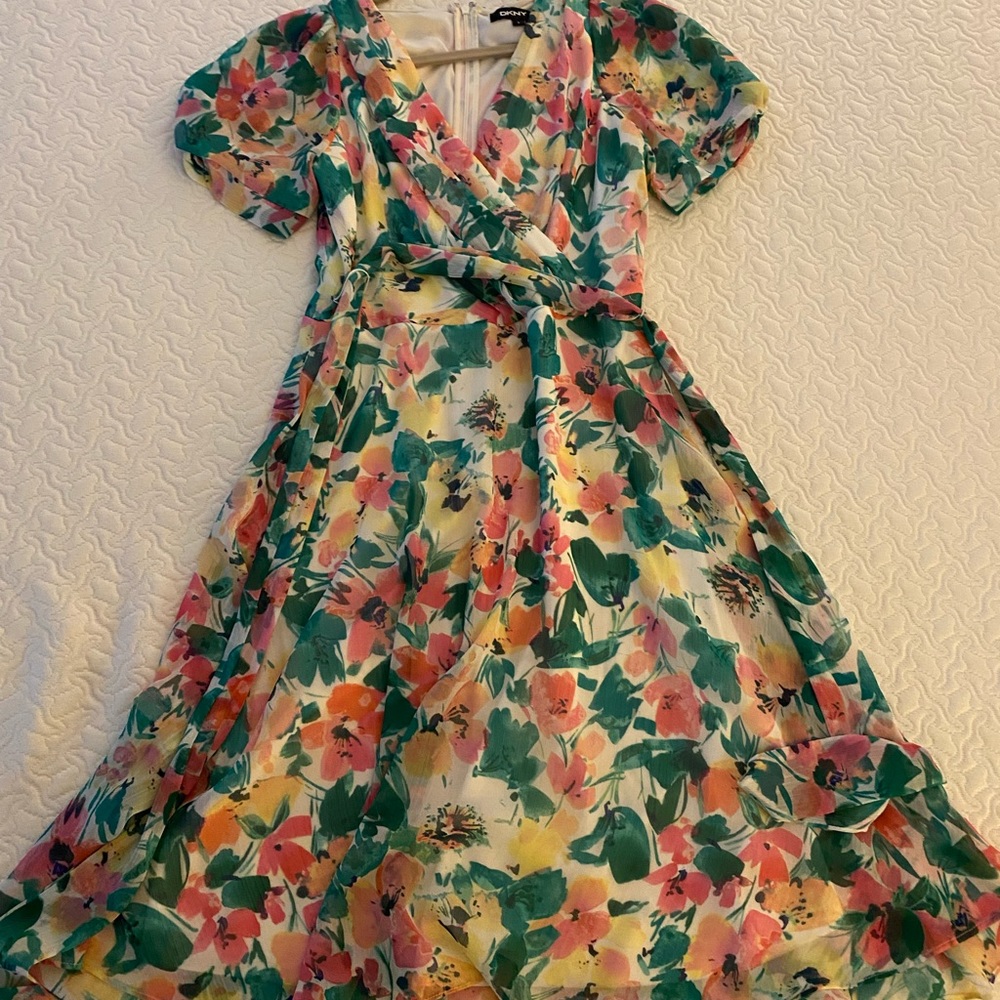 DKNY Multi-color Floral Flowy Knee-length Dress